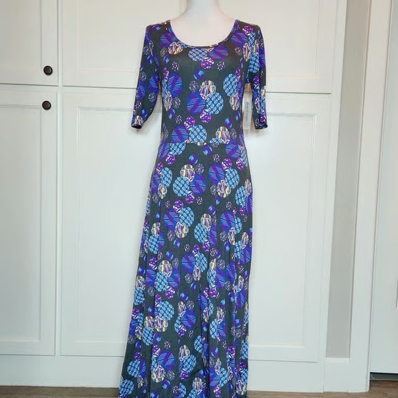 Dresses & Skirts - Women’s Gray & Blue Patterned Maxi Dress